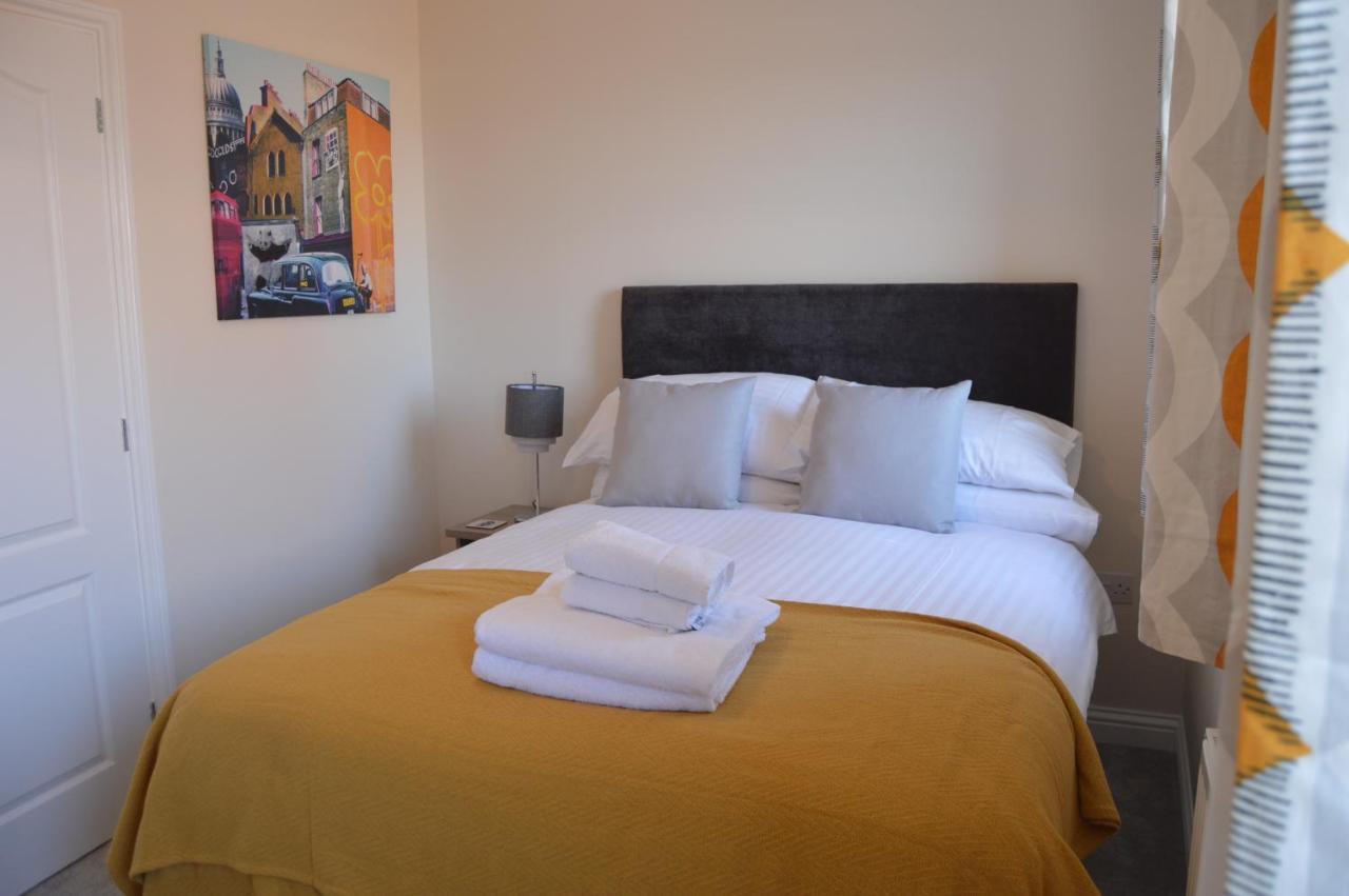 Fantastic Hampton Centre Stay Peterborough Extérieur photo